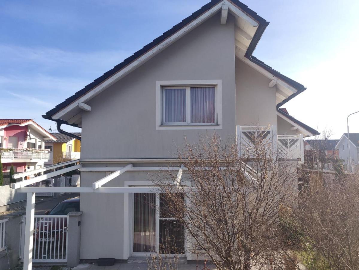 Relax - Ferienhaus In Wien 外观 照片